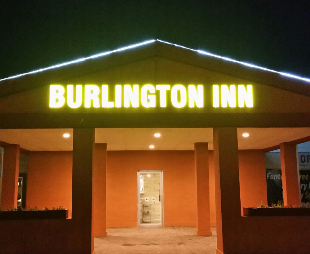 Burlington Inn Экстерьер фото